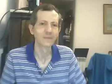 Chaturbate Watch Live Sex Cams of lucianoaxel