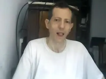 Chaturbate Free Porn Cam of lucianoaxel