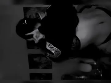 Chaturbate Live Sex Cam of urbaby6irl