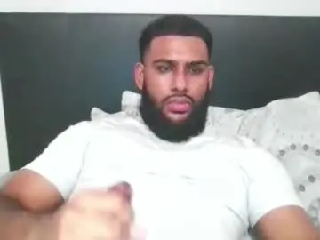 Chaturbate Adult Webcams of 0beyme