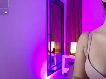 alina_martinelli from chaturbate