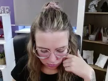 Chaturbate Live Sex Cam of blackrosezoey