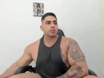 Chaturbate Best live sex cam show of frank_foxx1