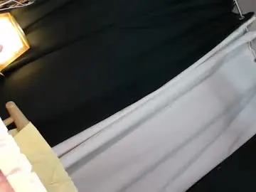 Chaturbate Adult Webcam of millie_fox21