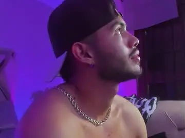 Chaturbate Free Live Porn of vincentblack_