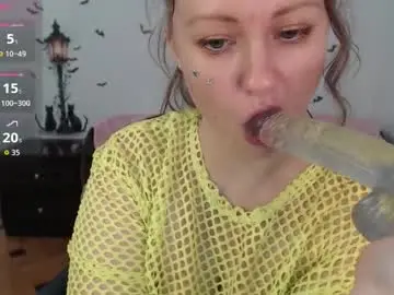 ksushka22 from chaturbate