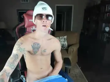 Chaturbate Live Sex Cam of machinecumkelly69
