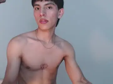 Chaturbate Best live sex cam show of andrew_courtz