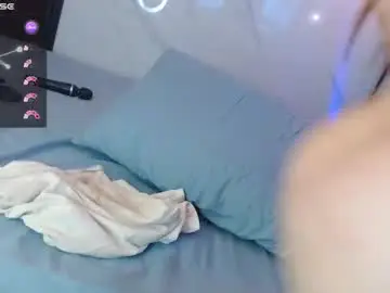 Chaturbate Live Sex Cam of hotpawgmilf