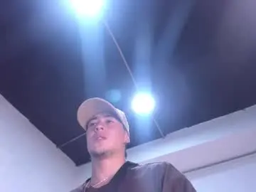 Chaturbate Best live sex cam show of luccagrey