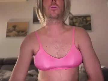 Chaturbate Live Sex Cam of mrmooser42