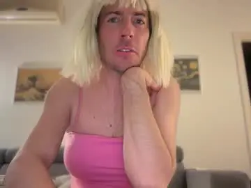 Chaturbate Live Sex Cam of mrmooser42