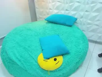 Chaturbate Live Sex of sweet_angeel_01