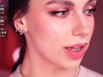 thelunax from chaturbate