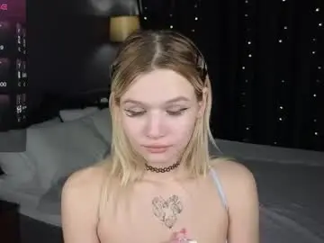 Chaturbate Best live sex cam show of kiana_vision