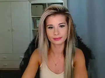 Chaturbate Adult Webcams of kristineamore