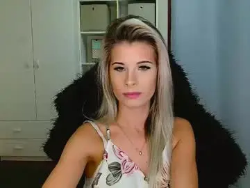 Chaturbate Free Porn Cam of kristineamore