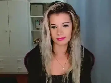 Chaturbate Adult Webcams of kristineamore