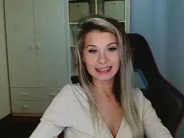 Chaturbate Adult Webcams of kristineamore