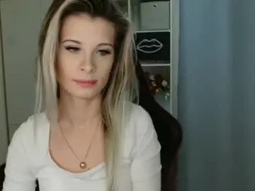 Chaturbate Best live sex cam show of kristineamore