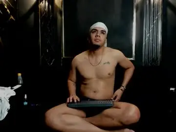 Chaturbate Private Sex Chat of mr_maximo