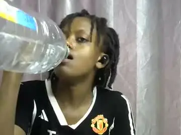 Chaturbate Watch Live Sex Cams of petite_star2