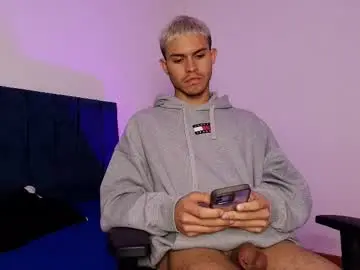 Chaturbate Live Porn of dominic_silver