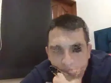 Chaturbate Nude Webcam of alphadesire69