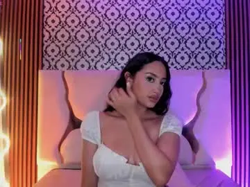 Chaturbate Free Live Porn of beella_tay1