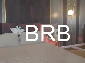 Chaturbate Adult Video Chat of lorapuffs