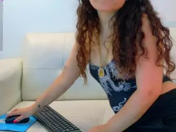 Chaturbate Nude Webcam of r3d_moons__