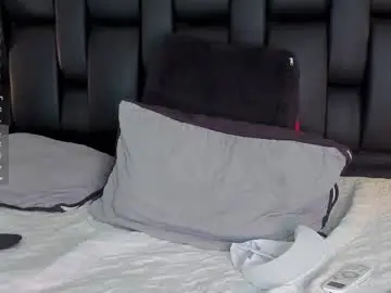 Chaturbate Live Sex Cam of smiith_jade