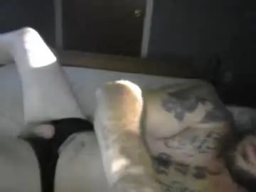 str8hotguyforany from chaturbate