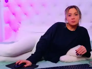 Chaturbate Best live sex cam show of taahiraarabian