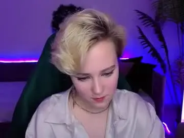 Chaturbate Live Sex Cam of ellie_heavenly