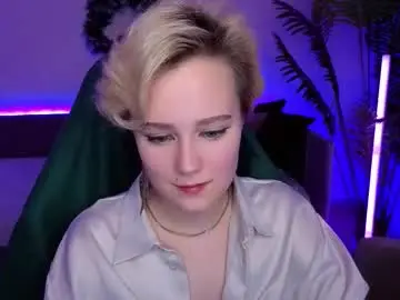 ellie_heavenly from chaturbate