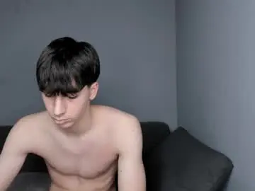 Chaturbate Live Sex Cam of hotflirtyfella