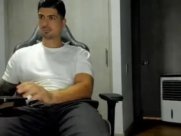 Chaturbate Adult Webcam of adam_clarke