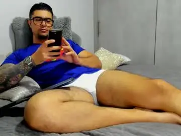 Chaturbate Live Porn of adam_clarke