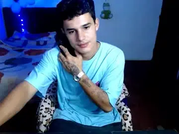 Chaturbate Watch Live Sex Cams of freddy_romans2