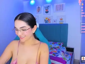 Chaturbate Best live sex cam show of milk_candy16