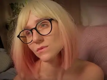 Chaturbate Live Sex of mira_kraviz