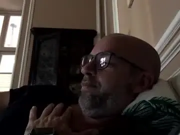 Chaturbate Nude Webcam of adrienfromparis