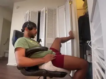 Chaturbate Free Porn Cam of brownskinshortyy