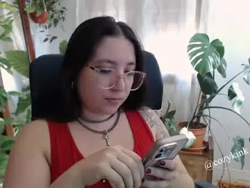 Chaturbate Watch Live Sex Cams of cozykink