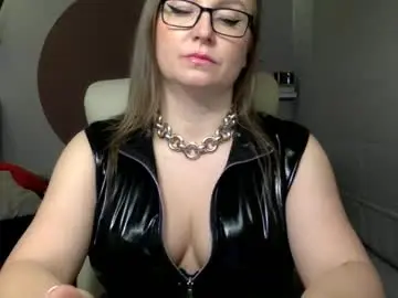 Chaturbate Private Sex Chat of dom_mummy