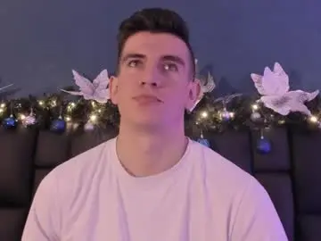 Chaturbate Adult Video Chat of mikaelslow