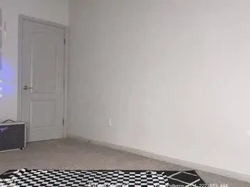 Chaturbate Adult Video Chat of petitebrat