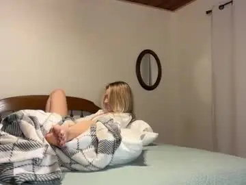 Chaturbate Adult Webcams of ellalowe