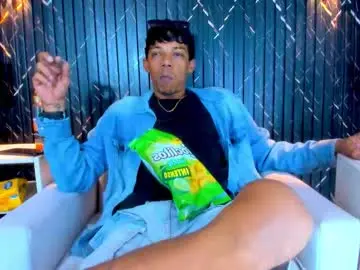 Chaturbate Live Sex Cam of gregory_sforza